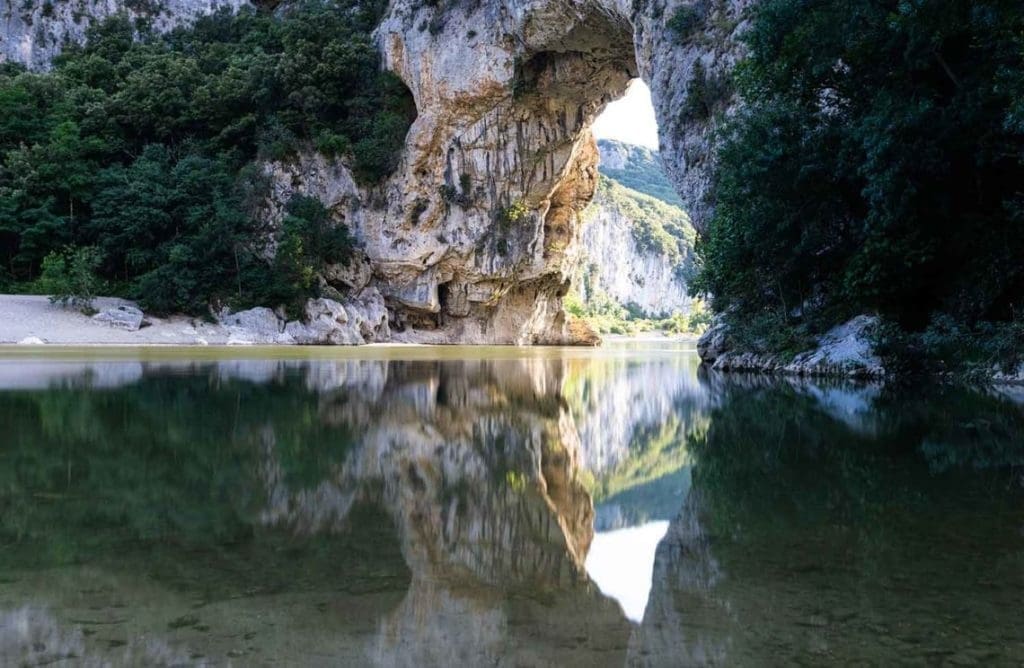 pont darc 1140x744 1 1024x668