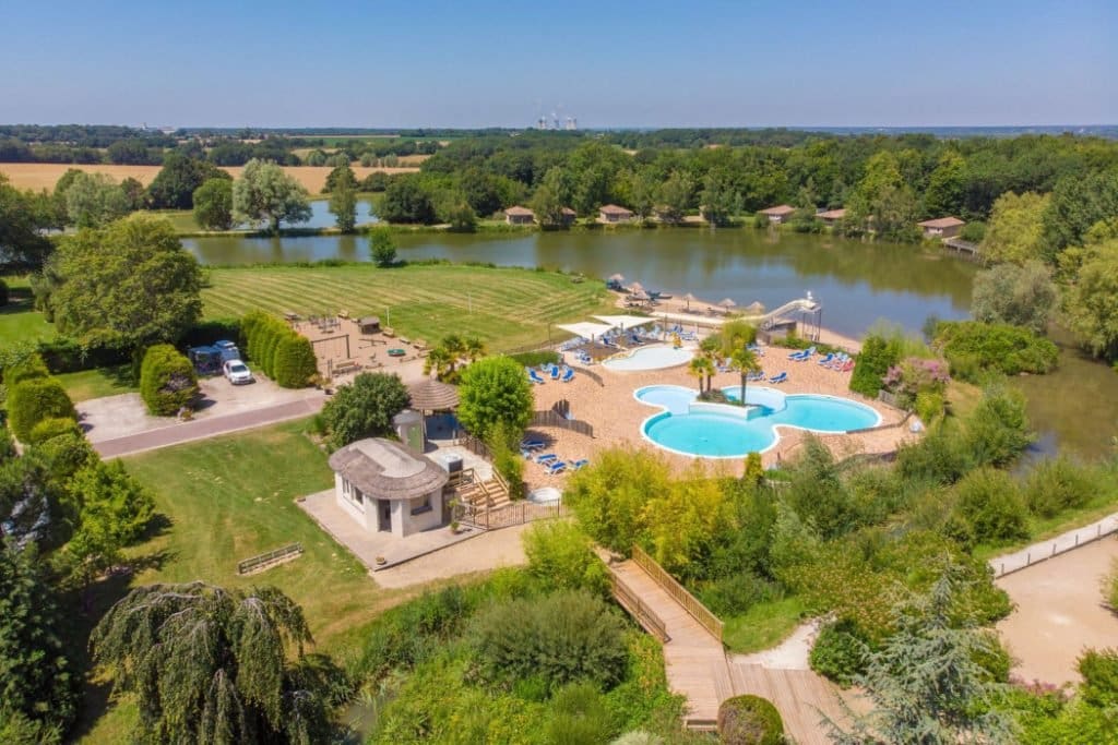 parc aquatique vue aerienne 2 Les bois du Bardelet 1024x683